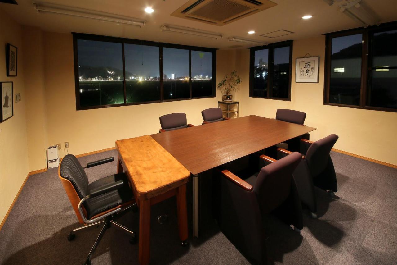 Business Hotel New Daiei Ashikaga Bagian luar foto