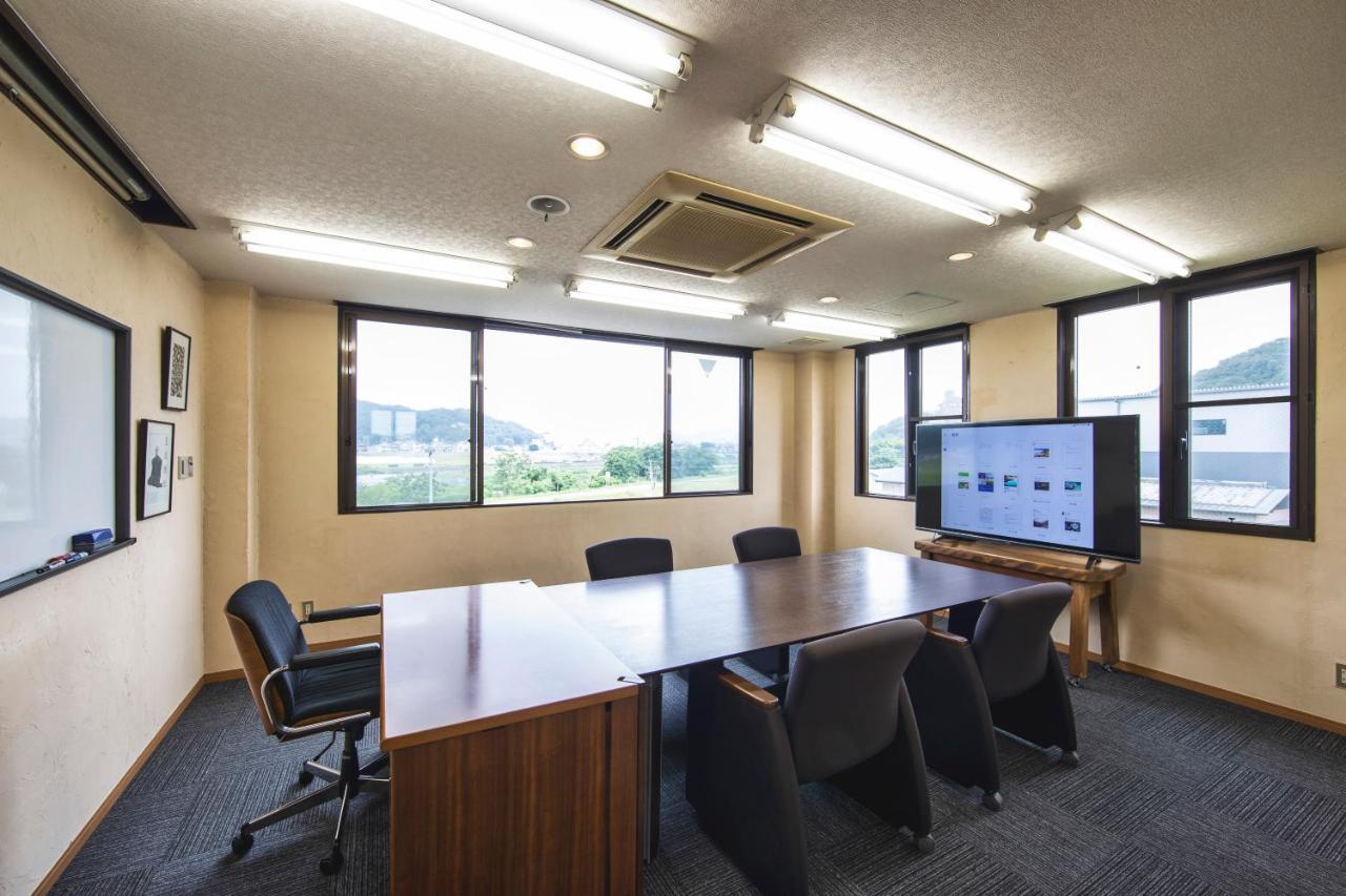 Business Hotel New Daiei Ashikaga Bagian luar foto