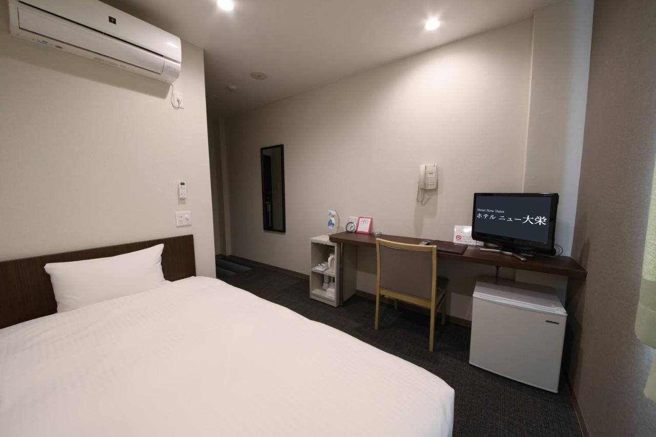 Business Hotel New Daiei Ashikaga Bagian luar foto