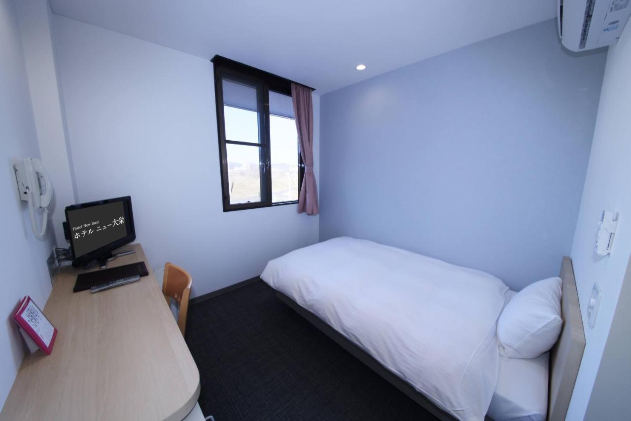 Business Hotel New Daiei Ashikaga Bagian luar foto